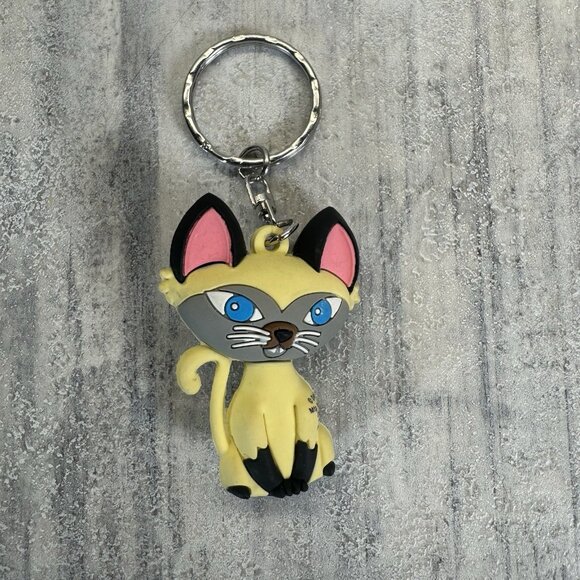 Disney Si/Am Cat Monogram 3-D Figural Keychain Toy Villians Series 2 - Picture 1 of 5
